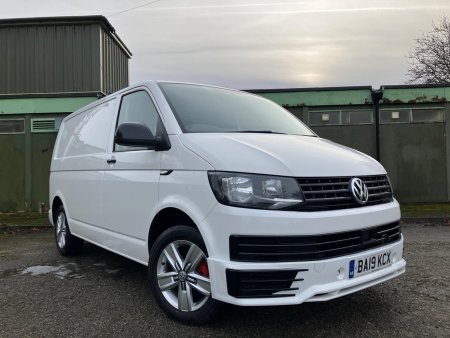 VOLKSWAGEN TRANSPORTER 2.0 TDI T30 BlueMotion Tech Startline FWD SWB Euro 6 (s/s) 5dr